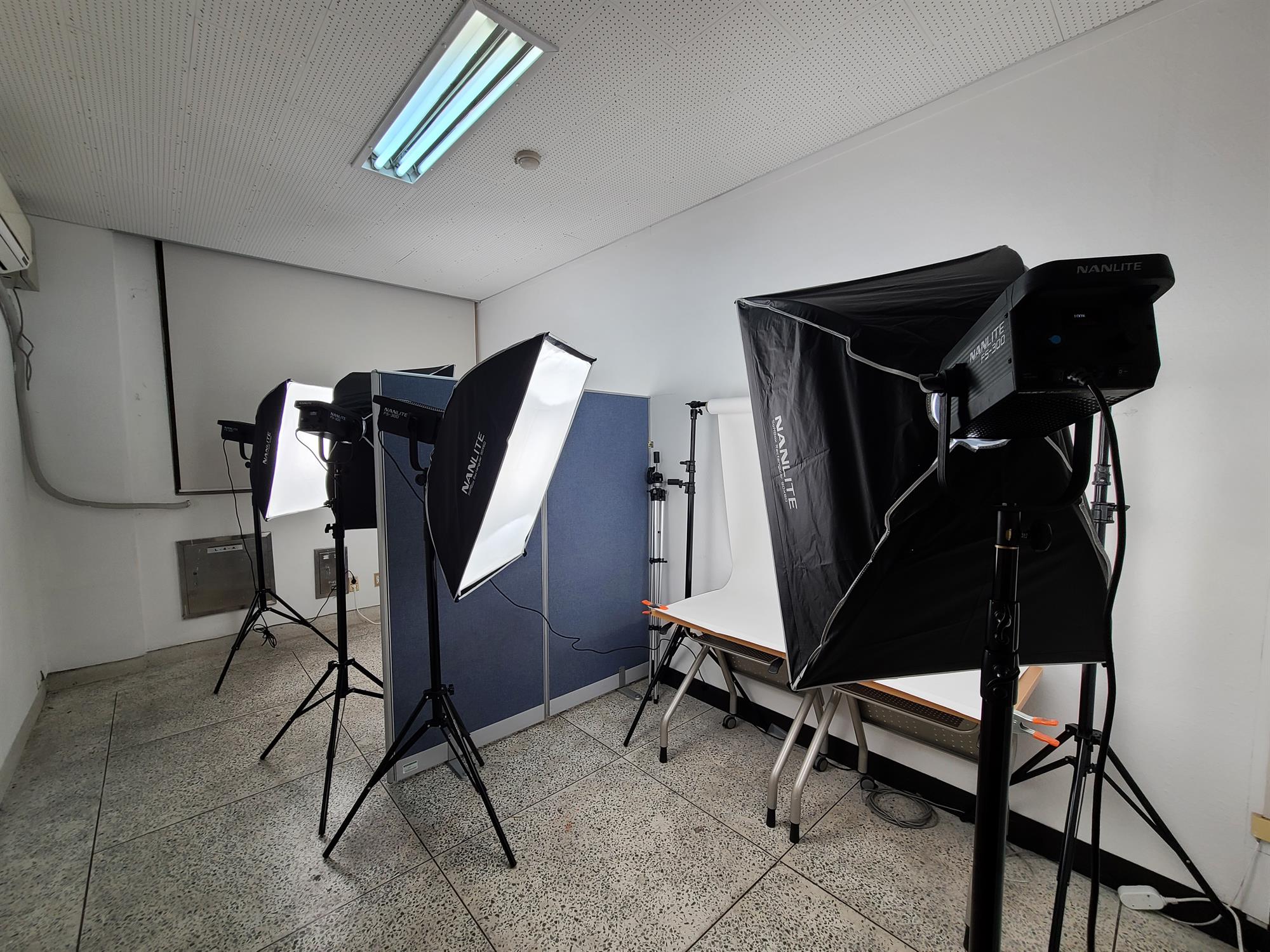 Photo Studio.jpg